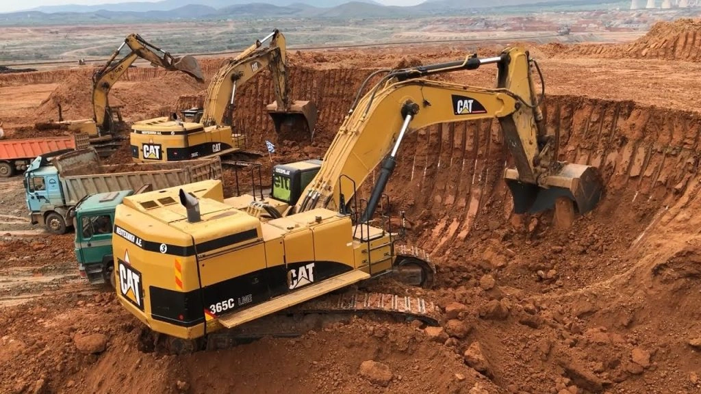 how-to-become-a-certified-heavy-equipment-operator-in-uganda