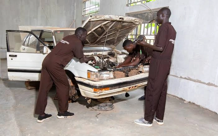 Certificate in Automobile Mechanics